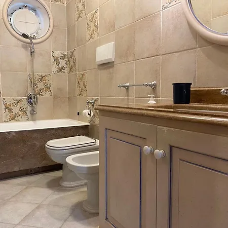 Apartment Casa Ribot: Centro E Mare A Portata Di Mano