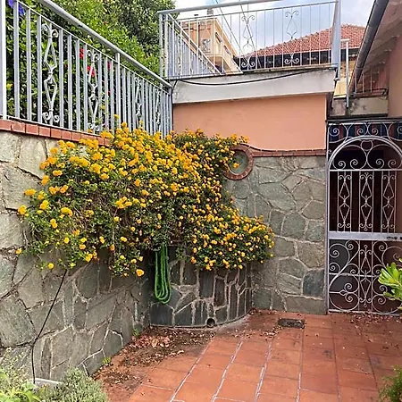 Casa Ribot: Centro E Mare A Portata Di Mano Alassio