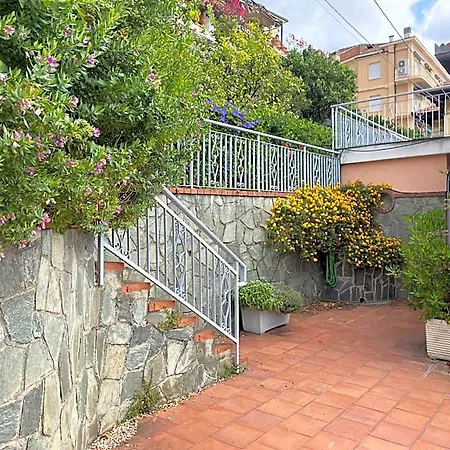 Casa Ribot: Centro E Mare A Portata Di Mano Alassio